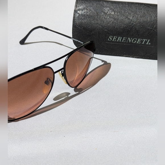 Serengeti Other - Serengeti Drivers Corning Optics & Case